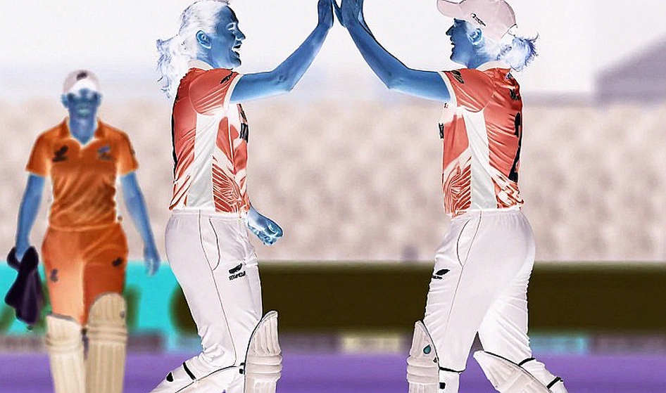 র্যাঙ্কিংয়ের ছকে ধরা পড়ে না যা: মান্ধানার দ্বৈত বোঝা, দীপ্তির চার তালিকা আর চরণীর নীরব উত্থান র্যাঙ্কিংয়ের ছকে ধরা পড়ে না যা: মান্ধানার দ্বৈত বোঝা, দীপ্তির চার তালিকা আর চরণীর নীরব উত্থান