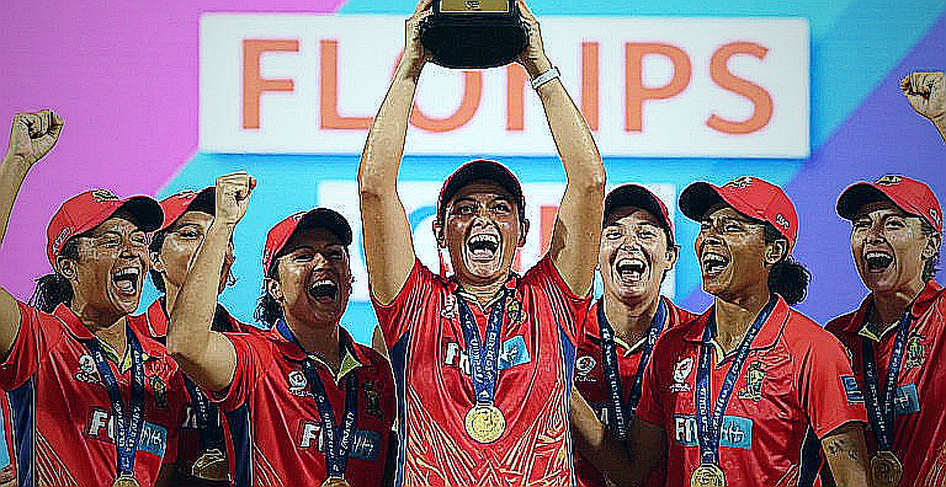 A 214-Run Win at Durban: From 124-6 to 390 — Where Cummins' 'Grit' Is Story, and Where the Gap Is A 214-Run Win at Durban: From 124-6 to 390 — Where Cummins' 'Grit' Is Story, and Where the Gap Is