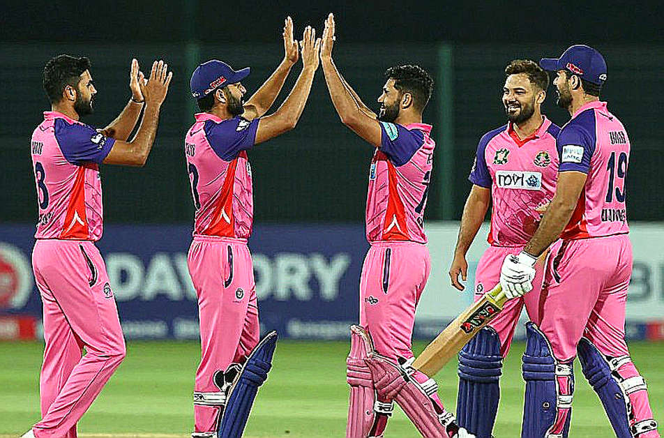SA20 2027 নিলাম: ৭৮৯ থেকে ১৯ — যে ফানেল আইপিএল পুঁজির ছায়া ফেলে