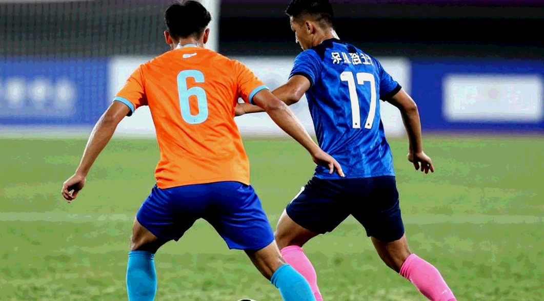 ডিয়েগো কাম্পিয়ো: একটি ভুল, একটি লেবেল, আর মেক্সিকোর প্রতিরক্ষার উত্তরাধিকার ডিয়েগো কাম্পিয়ো: একটি ভুল, একটি লেবেল, আর মেক্সিকোর প্রতিরক্ষার উত্তরাধিকার