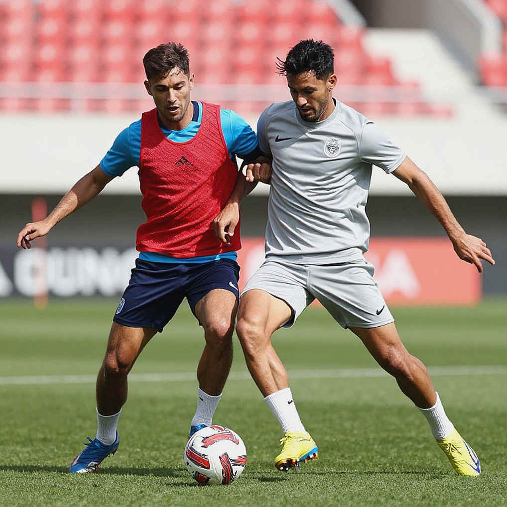 A Wish, a Promise, a Header: Cruz Azul's Unwritten Deal Sheet A Wish, a Promise, a Header: Cruz Azul's Unwritten Deal Sheet