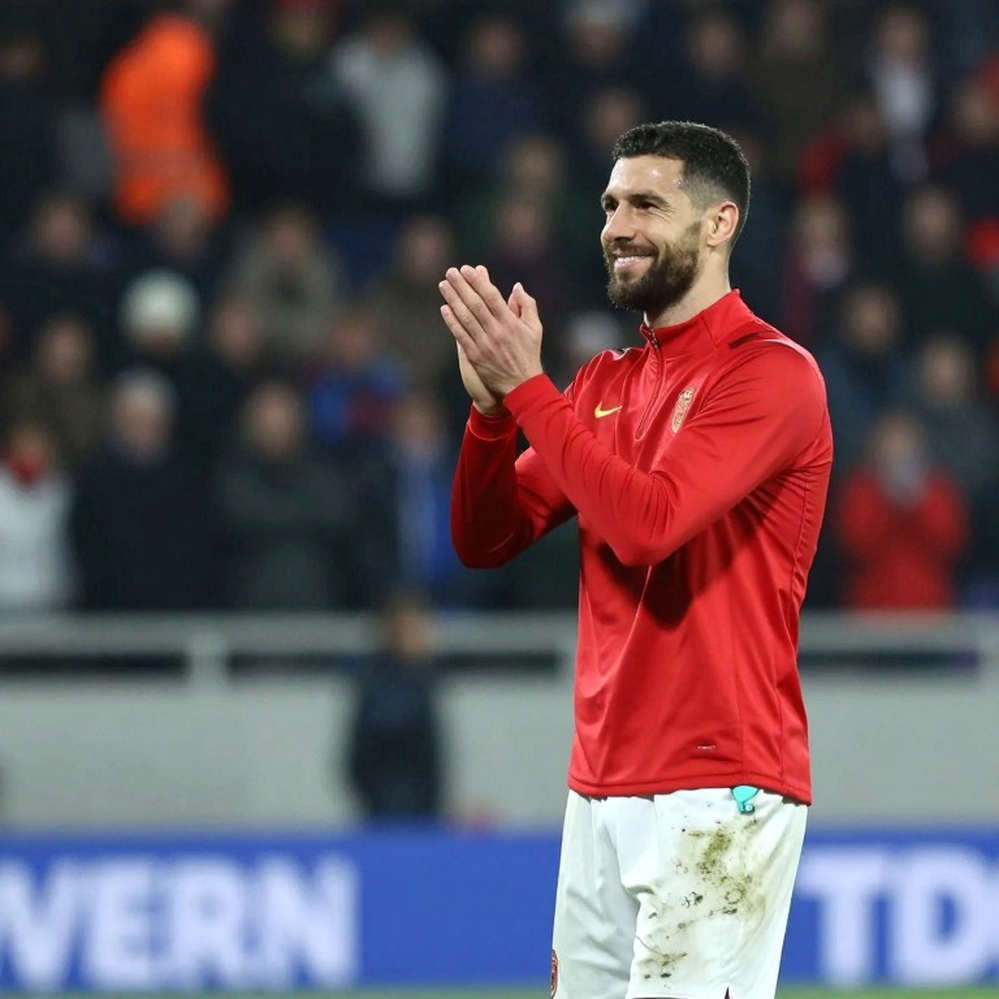 The Elbow, the Camera and the Table: Where the Real Argument Sits in Güler's Escaped Red Card The Elbow, the Camera and the Table: Where the Real Argument Sits in Güler's Escaped Red Card