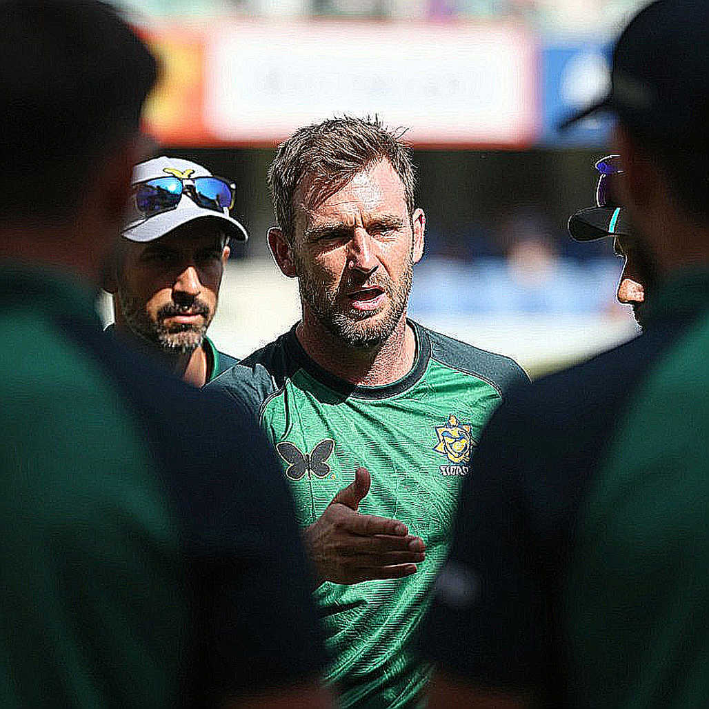 Frames from Kingsmead: Cameron Green's Injury, Durban's Dry Pitch, and Australia's Real Bowling-Balance Question