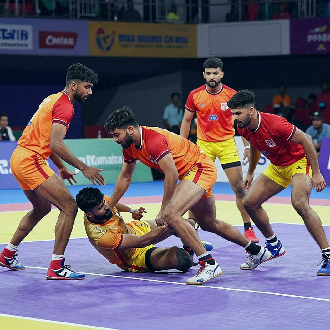 স্কোর ডিফারেন্সের অঙ্ক: দুই জয় নিয়েও বাংলাদেশ কেন বাদ, আর সেমিফাইনালের চাবি কার হাতে স্কোর ডিফারেন্সের অঙ্ক: দুই জয় নিয়েও বাংলাদেশ কেন বাদ, আর সেমিফাইনালের চাবি কার হাতে